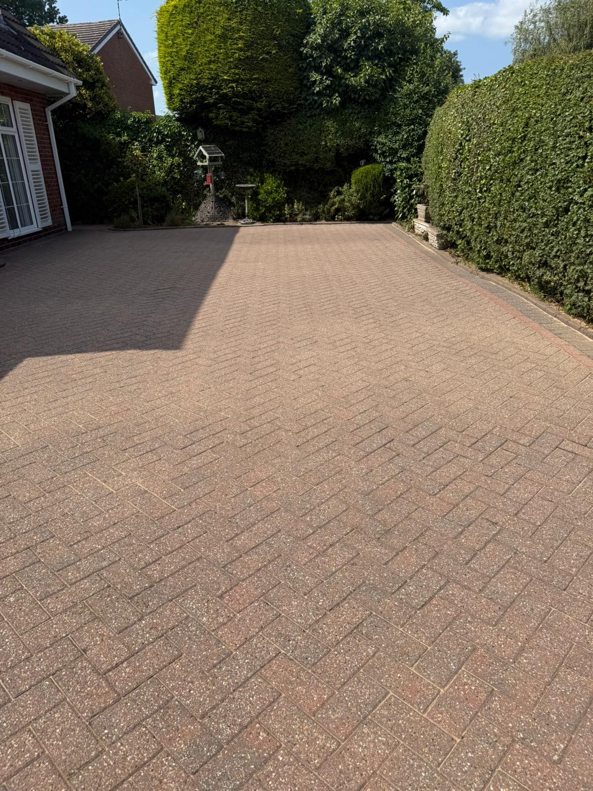 driveway in sun after pressure wash